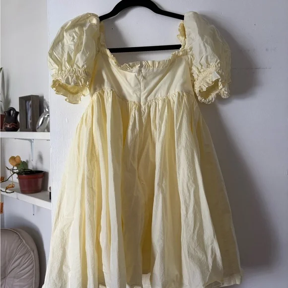 Selkie Bebe seashell dress in dole whip - Picture 3 of 5